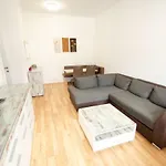 Apartment Cityxpress Top 7